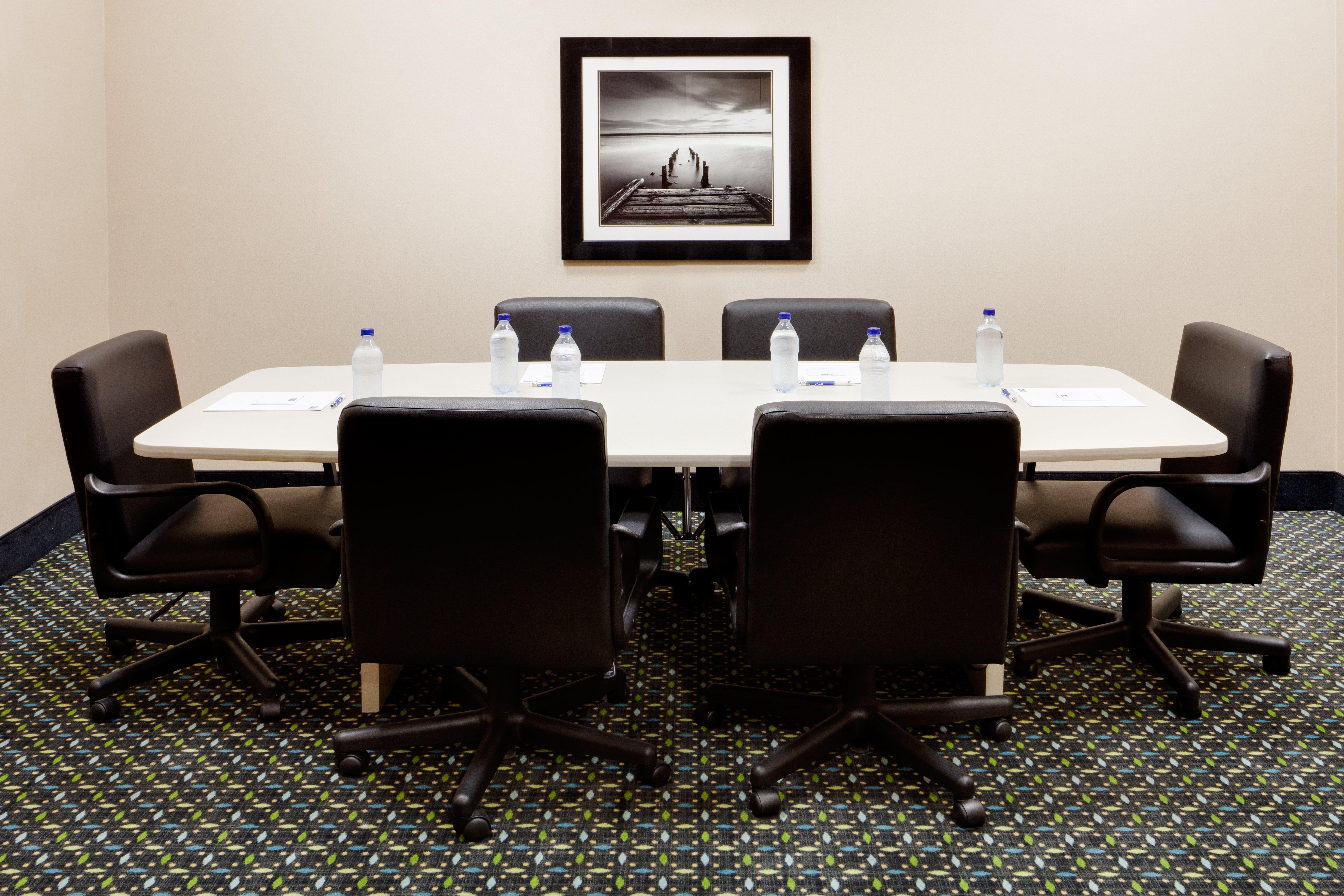 Holiday Inn Express & Suites Smithfield - Providence By Ihg Экстерьер фото