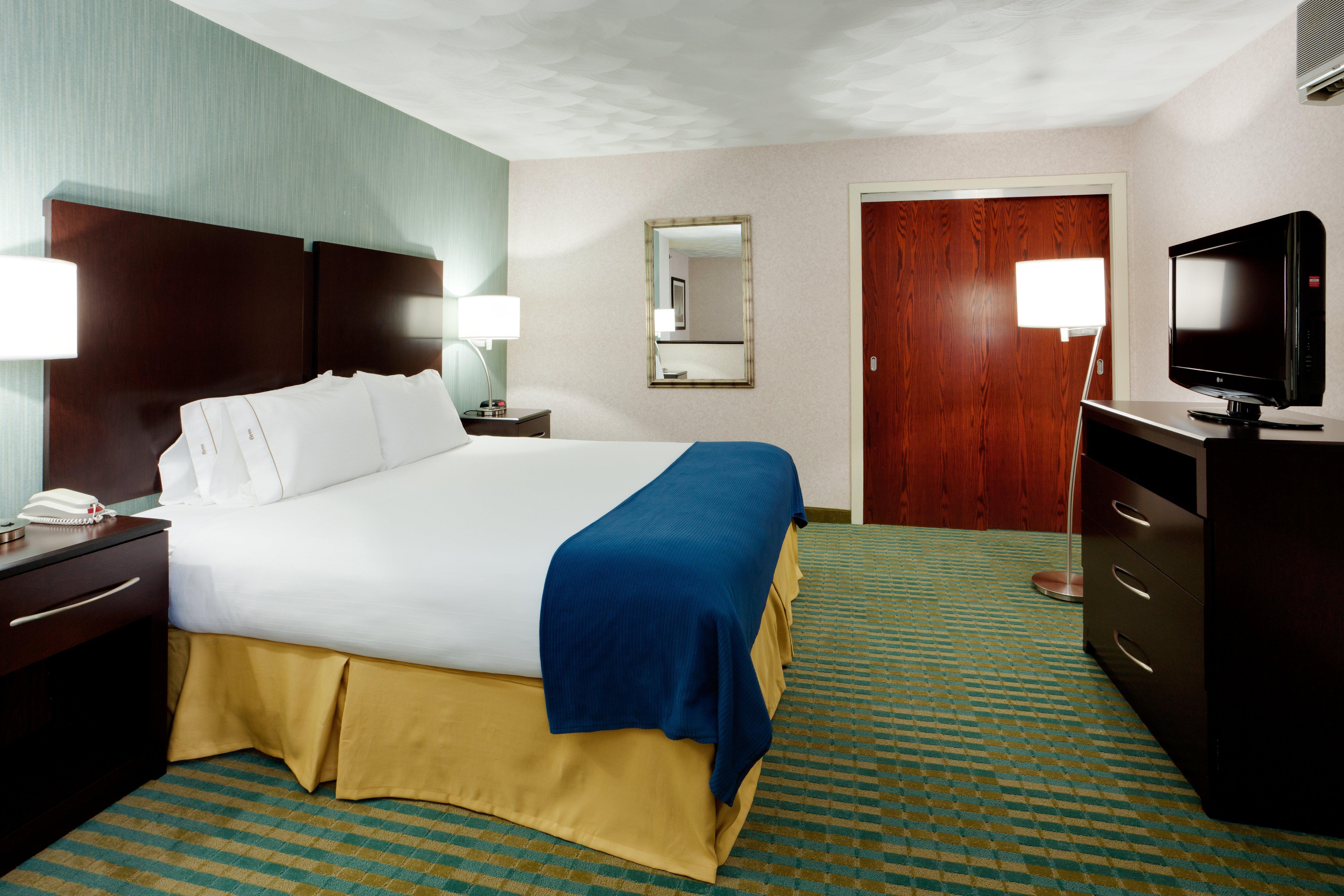 Holiday Inn Express & Suites Smithfield - Providence By Ihg Экстерьер фото