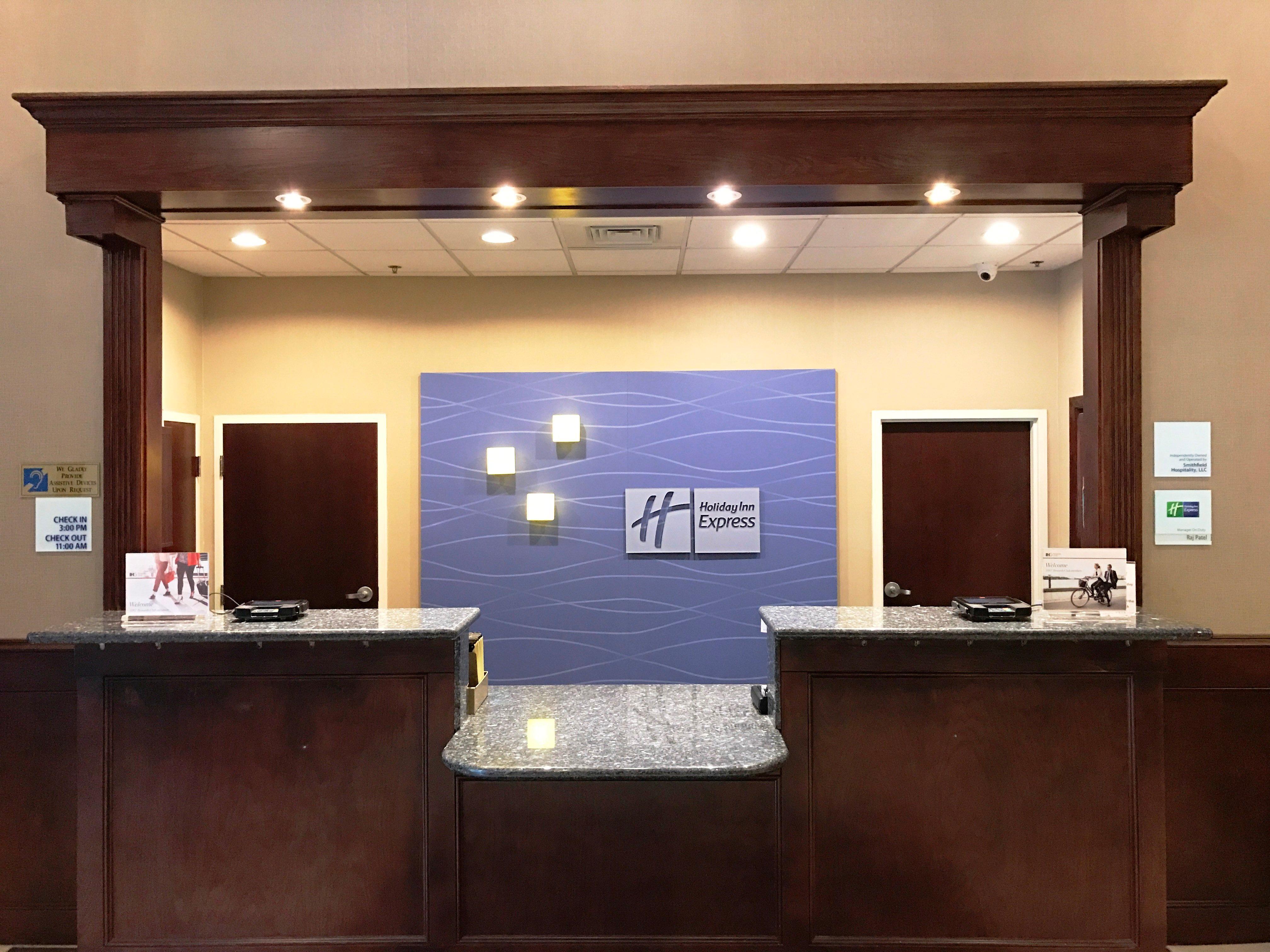 Holiday Inn Express & Suites Smithfield - Providence By Ihg Экстерьер фото
