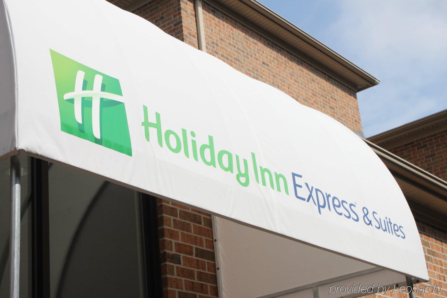 Holiday Inn Express & Suites Smithfield - Providence By Ihg Экстерьер фото