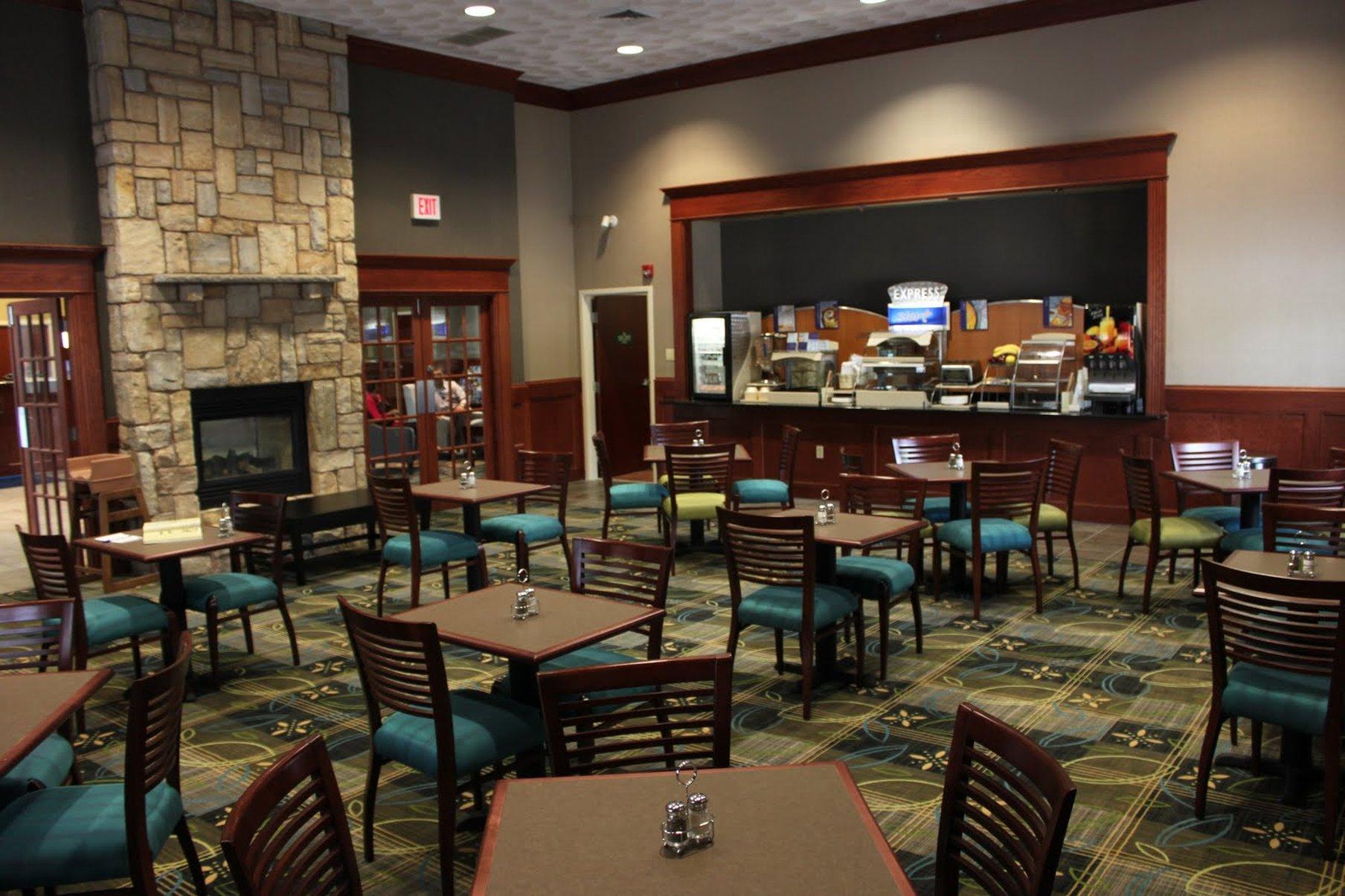 Holiday Inn Express & Suites Smithfield - Providence By Ihg Экстерьер фото