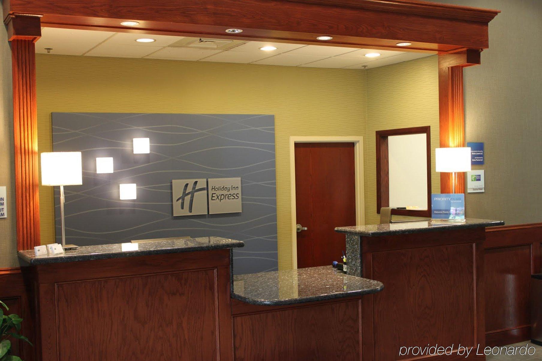 Holiday Inn Express & Suites Smithfield - Providence By Ihg Экстерьер фото